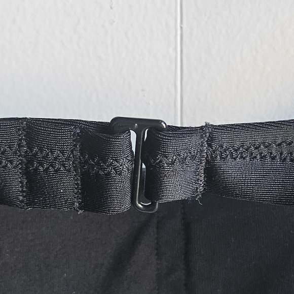 J.Crew Ruffle Scoopneck Bikini Top in Women's M - Picture 12 of 16